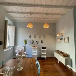 Holidays At Charme Apartamento Roma